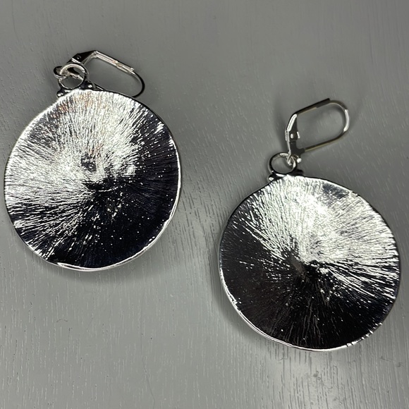 New - never worn - silver plated medallion earrings - Picture 3 of 3